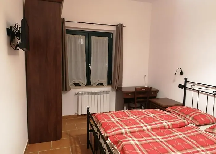 Le Vecchie Scuderie Alojamento de Turismo Rural *